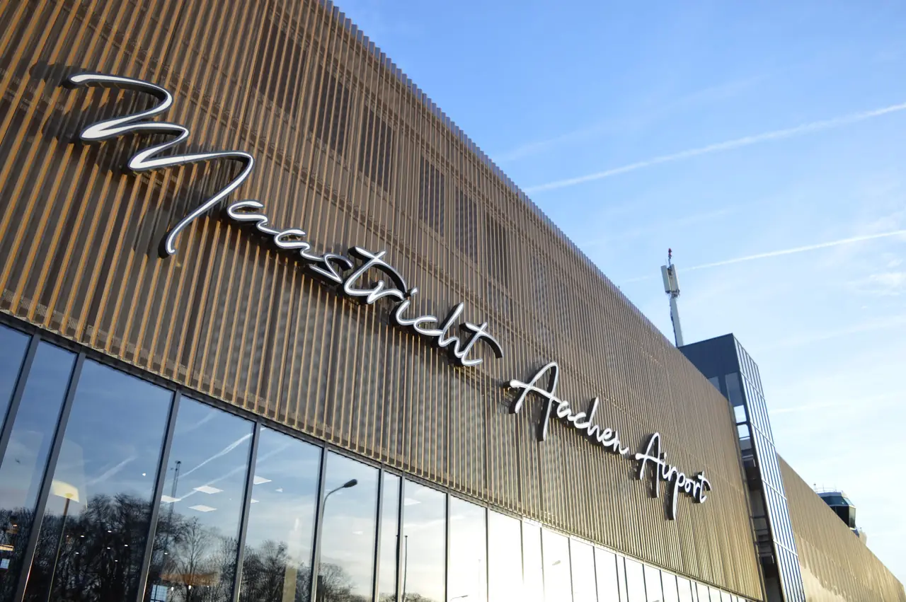 Het hoofdkantoor van Beëdigde Vertaling Spaans op Maastricht Aachen Airport